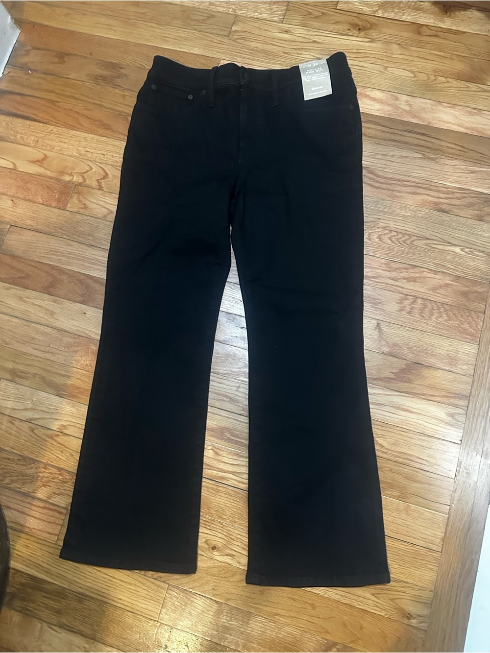 NWT Madewell Mid Rise Kick Out Black Ankle Jeans 30